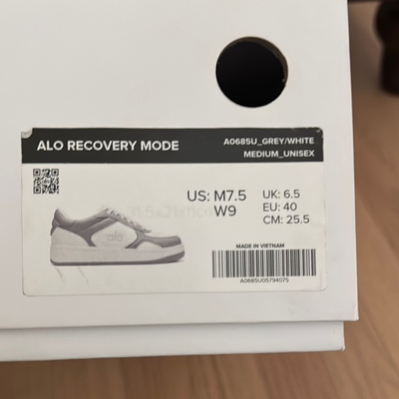 Alo Gray and White Sneakers - Picture 2 of 4